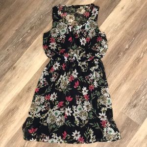 AB Studio women’s M sleeveless floral print dress